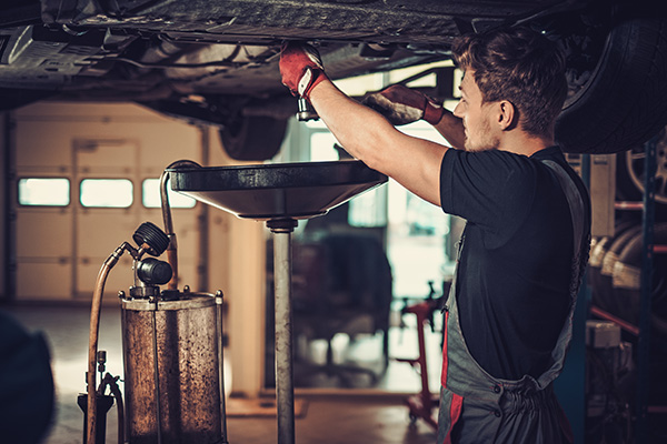 6 Oil Change And Engine Maintenance Tips For Drivers Who Want Fewer Surprise Car Repairs